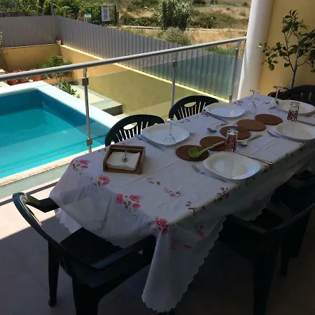 Reis House Porto Salvo (Oeiras)