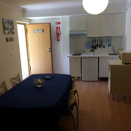 Reis House Гостевой дом